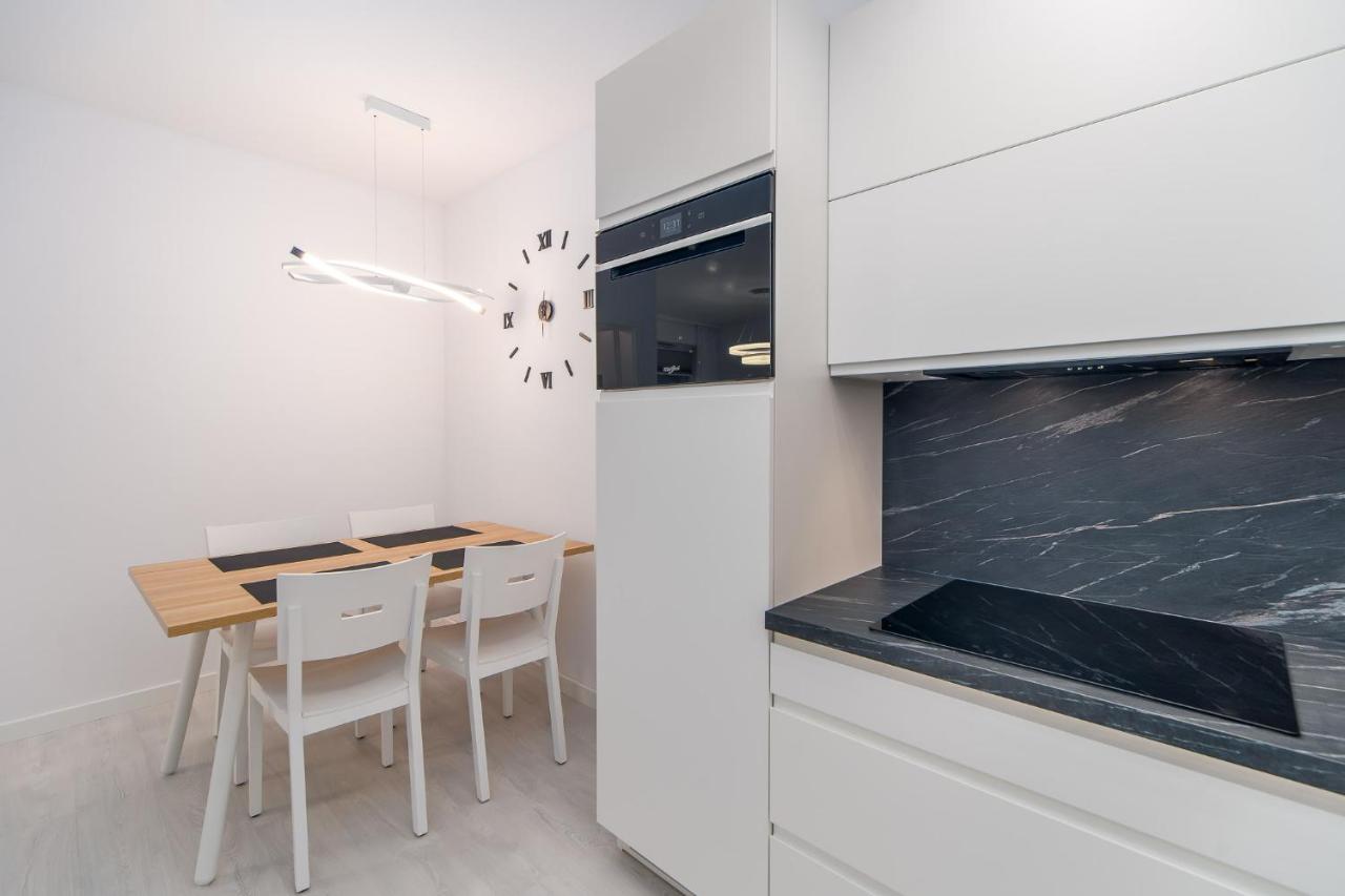 Faro Apartamenty Nadmorskie Tarasy Spa Przy Latarni I Molo Baseny, Sauny, Fitness I Parking W Cenie Kolobřeh Exteriér fotografie