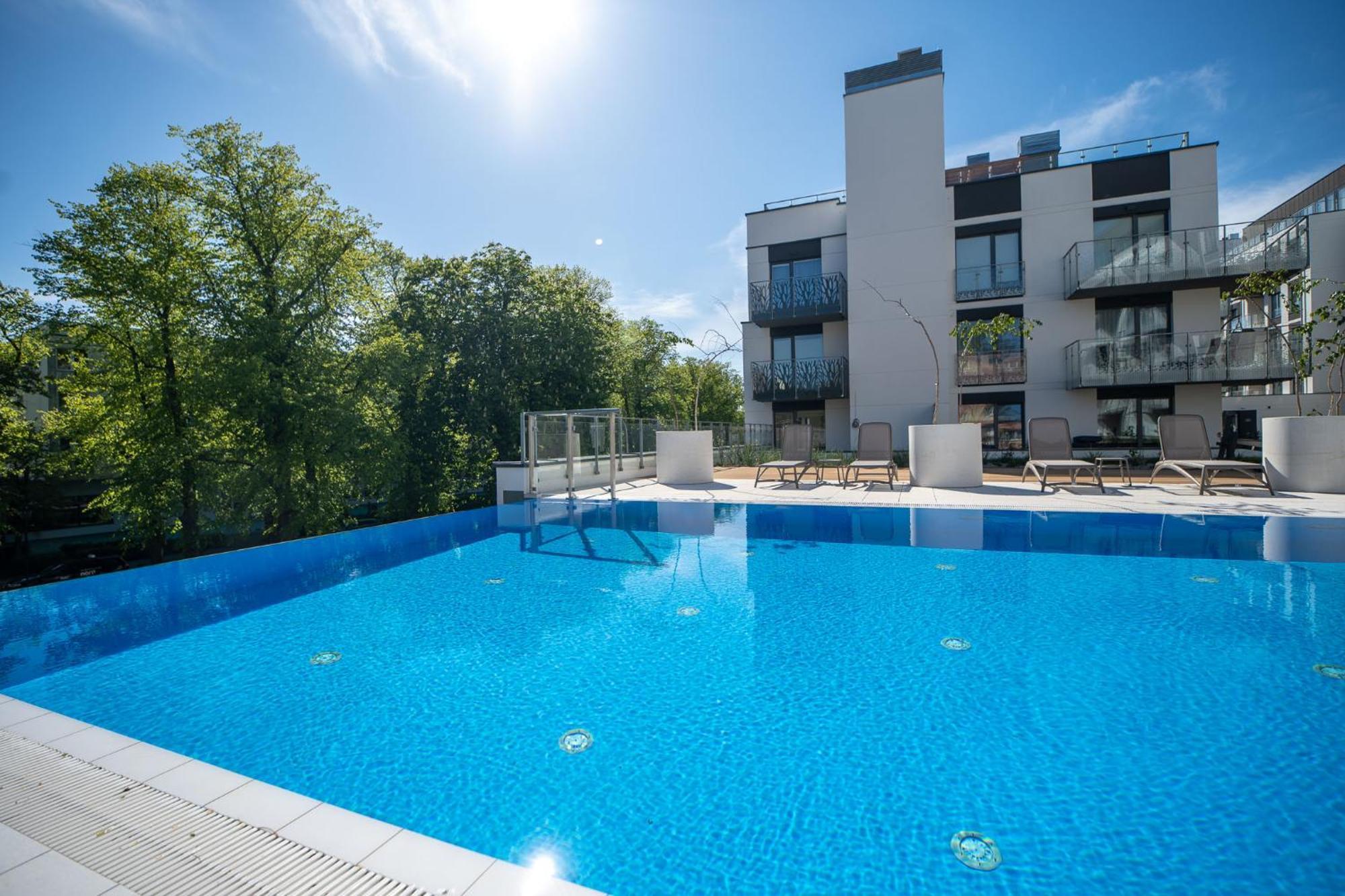 Faro Apartamenty Nadmorskie Tarasy Spa Przy Latarni I Molo Baseny, Sauny, Fitness I Parking W Cenie Kolobřeh Exteriér fotografie